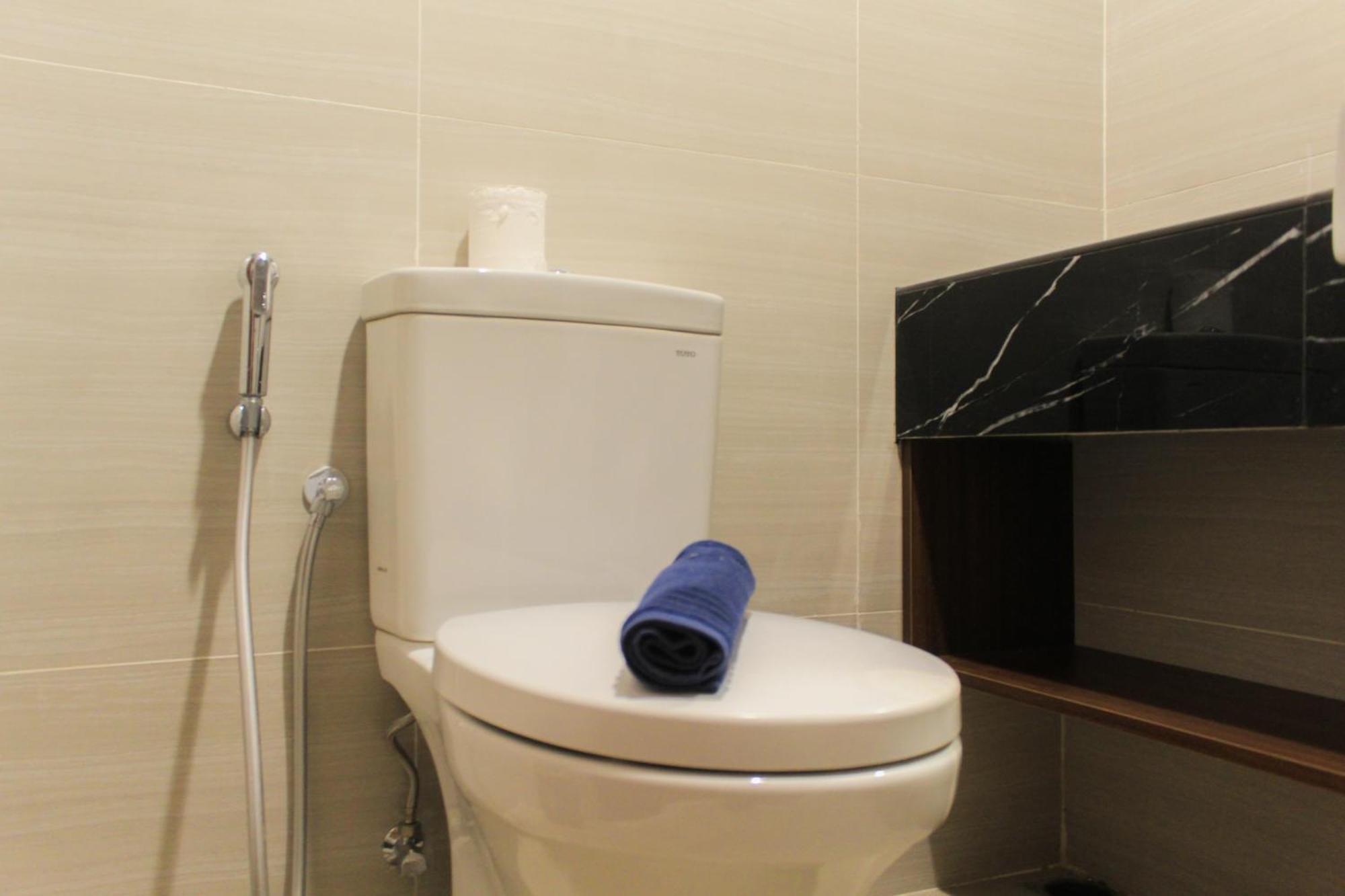 Homey And Comfort At West Vista By Travelio Apartment Jakarta